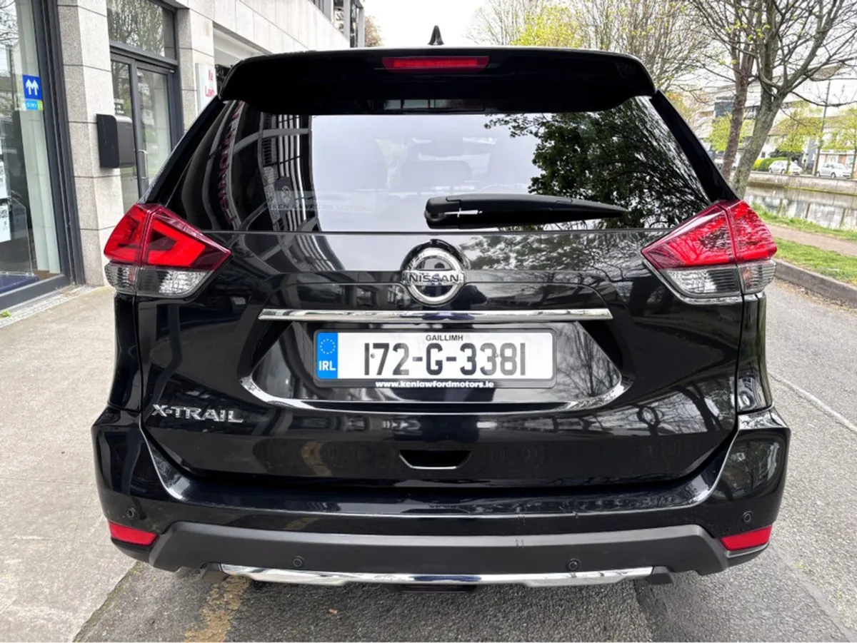 Nissan X-Trail 1.6 DCI N-connecta 130PS 7S 5DR N- - Image 4