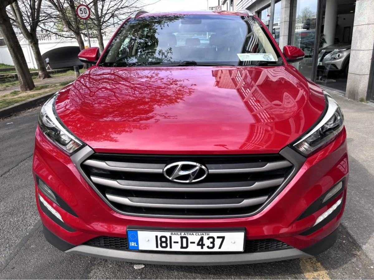 Hyundai Tucson 1.7d Executive SE 5DR - Image 3