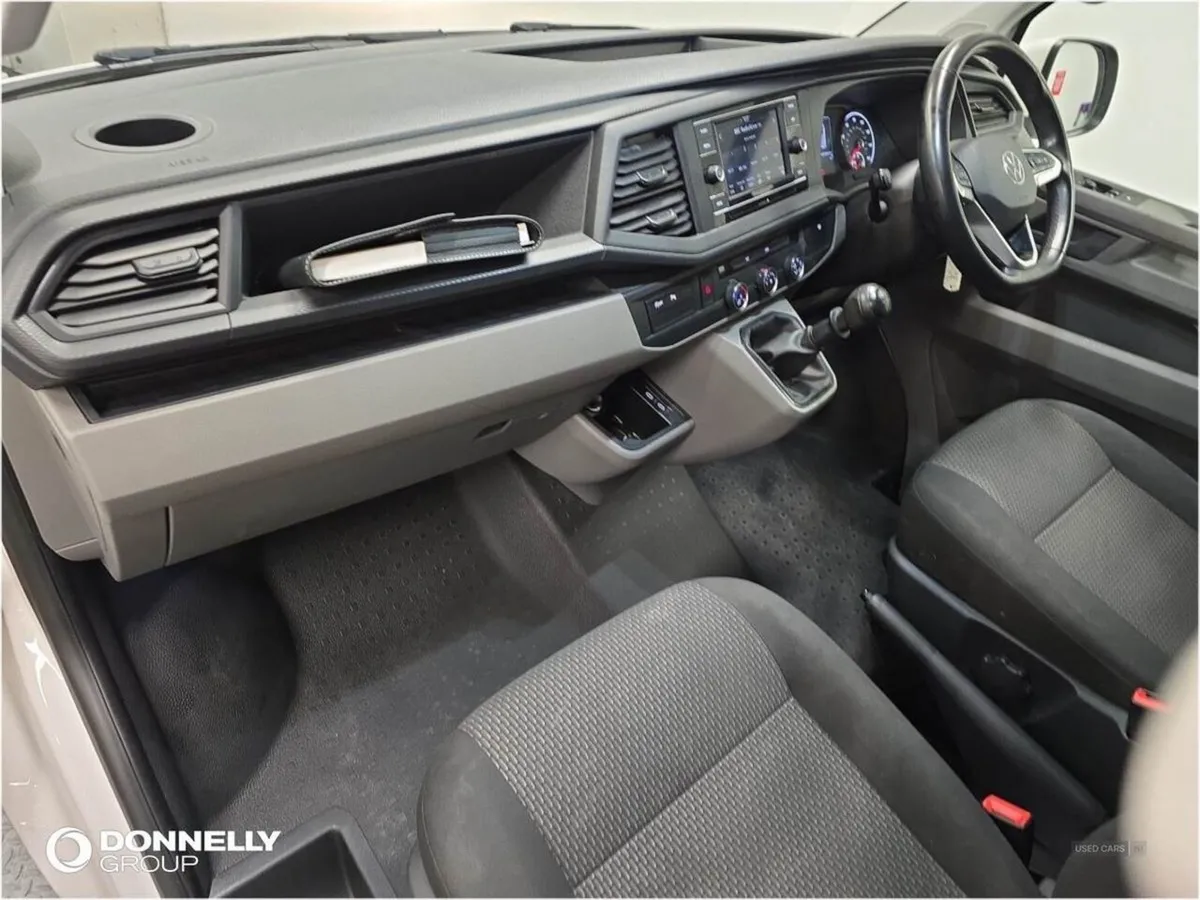 Volkswagen Transporter 2.0 TDI 150 Highline Van - Image 2