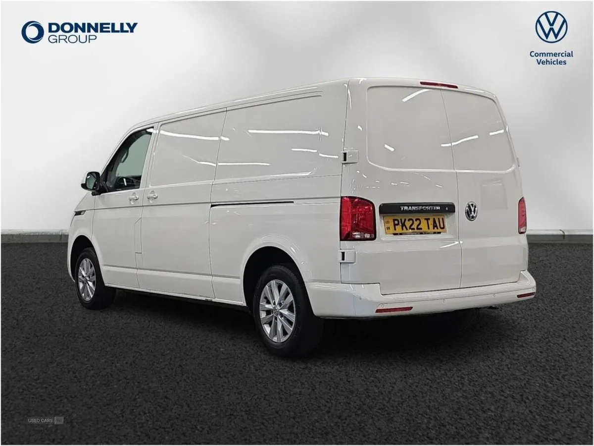 Volkswagen Transporter 2.0 TDI 150 Highline Van - Image 3