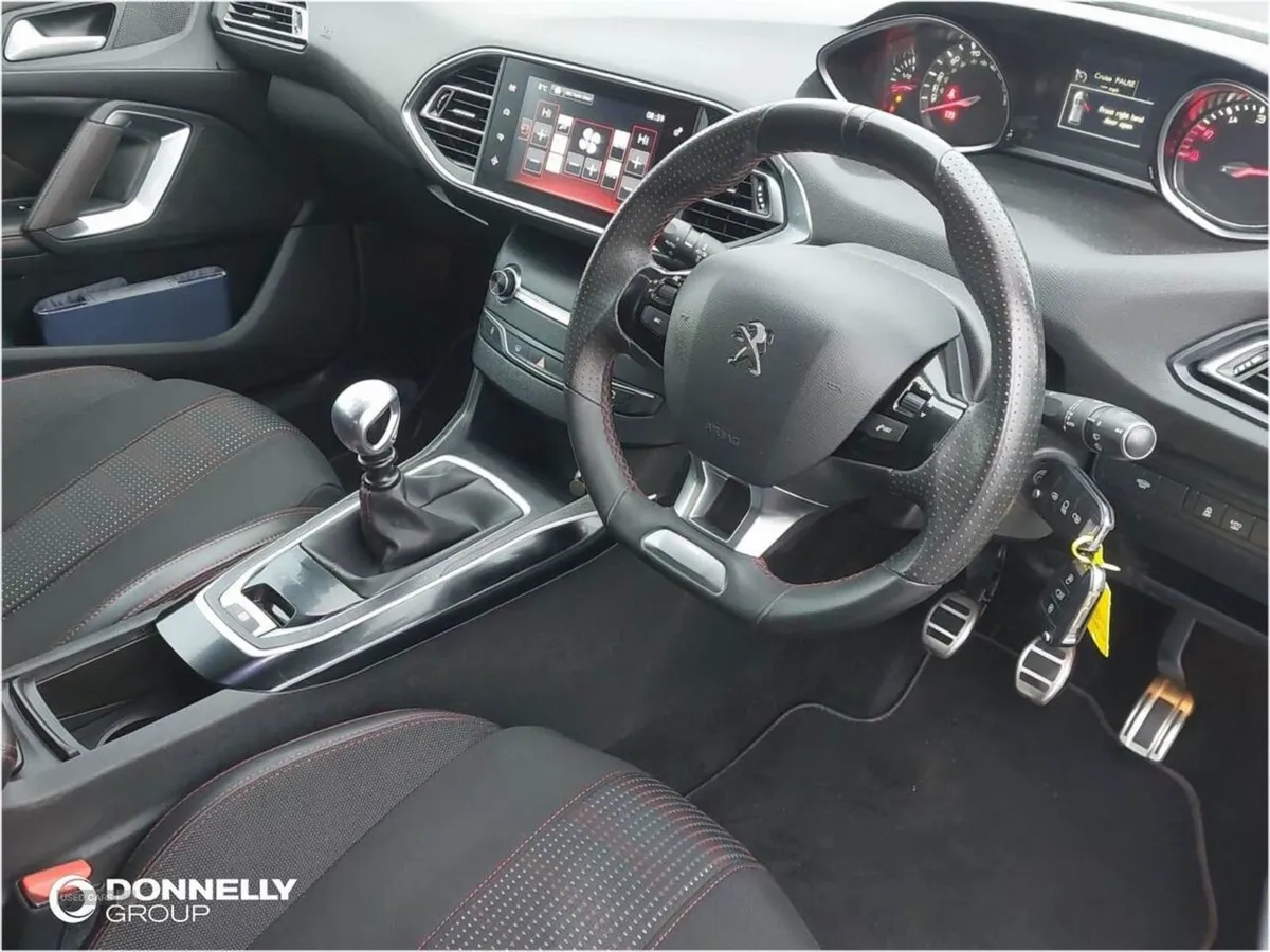 Peugeot 308 1.6 Bluehdi 120 GT Line 5dr - Image 4