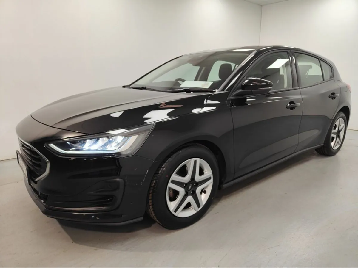 Ford Focus Hatchback 1.5l Ecoblue 120PS Zetec Auto - Image 1
