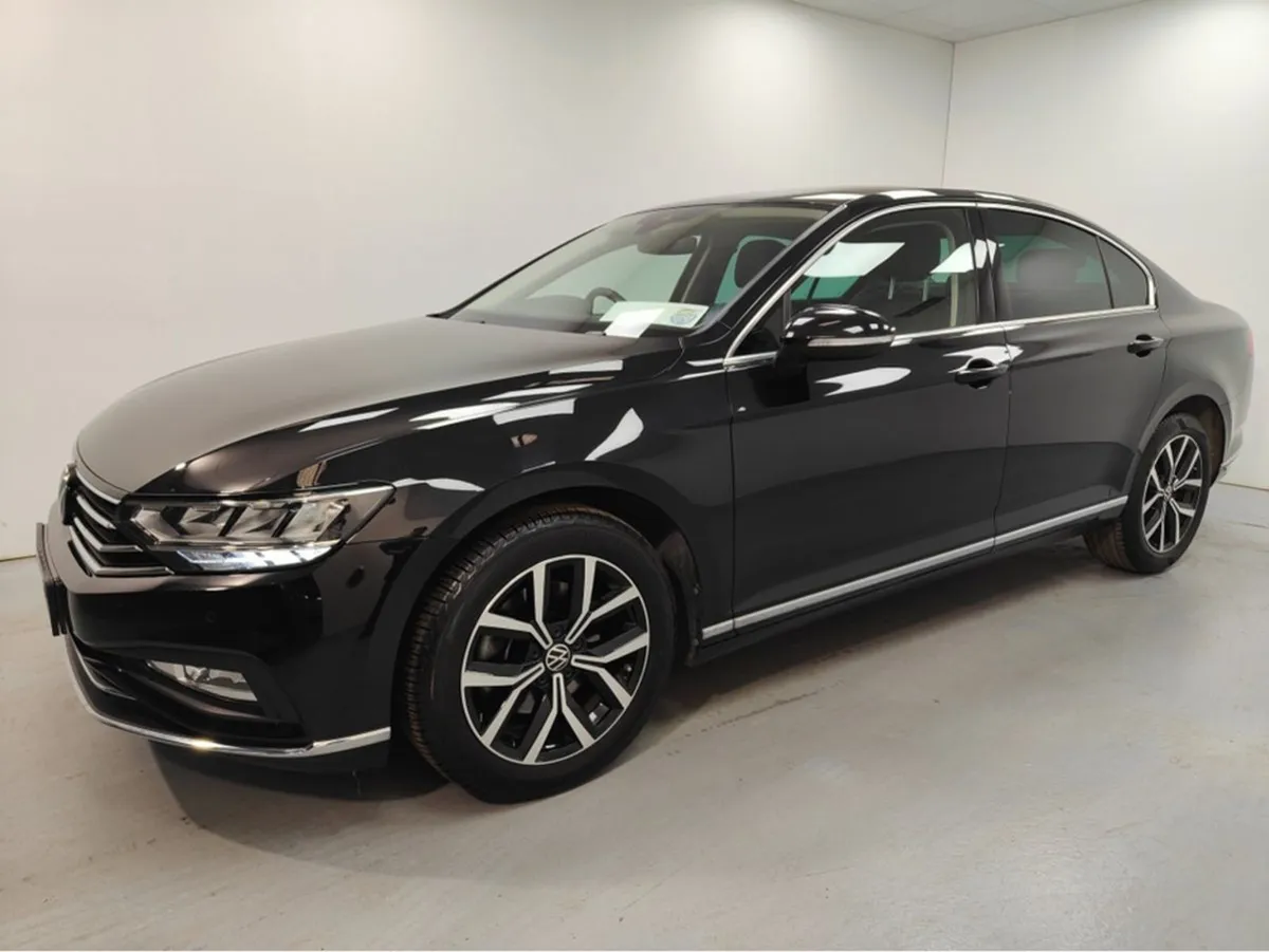 Volkswagen Passat Elegance 2.0 TDI D7F 150 4DR Au - Image 1