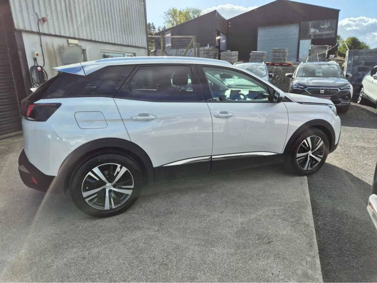 Peugeot 3008 Allure Bluehdi S/S - Image 2