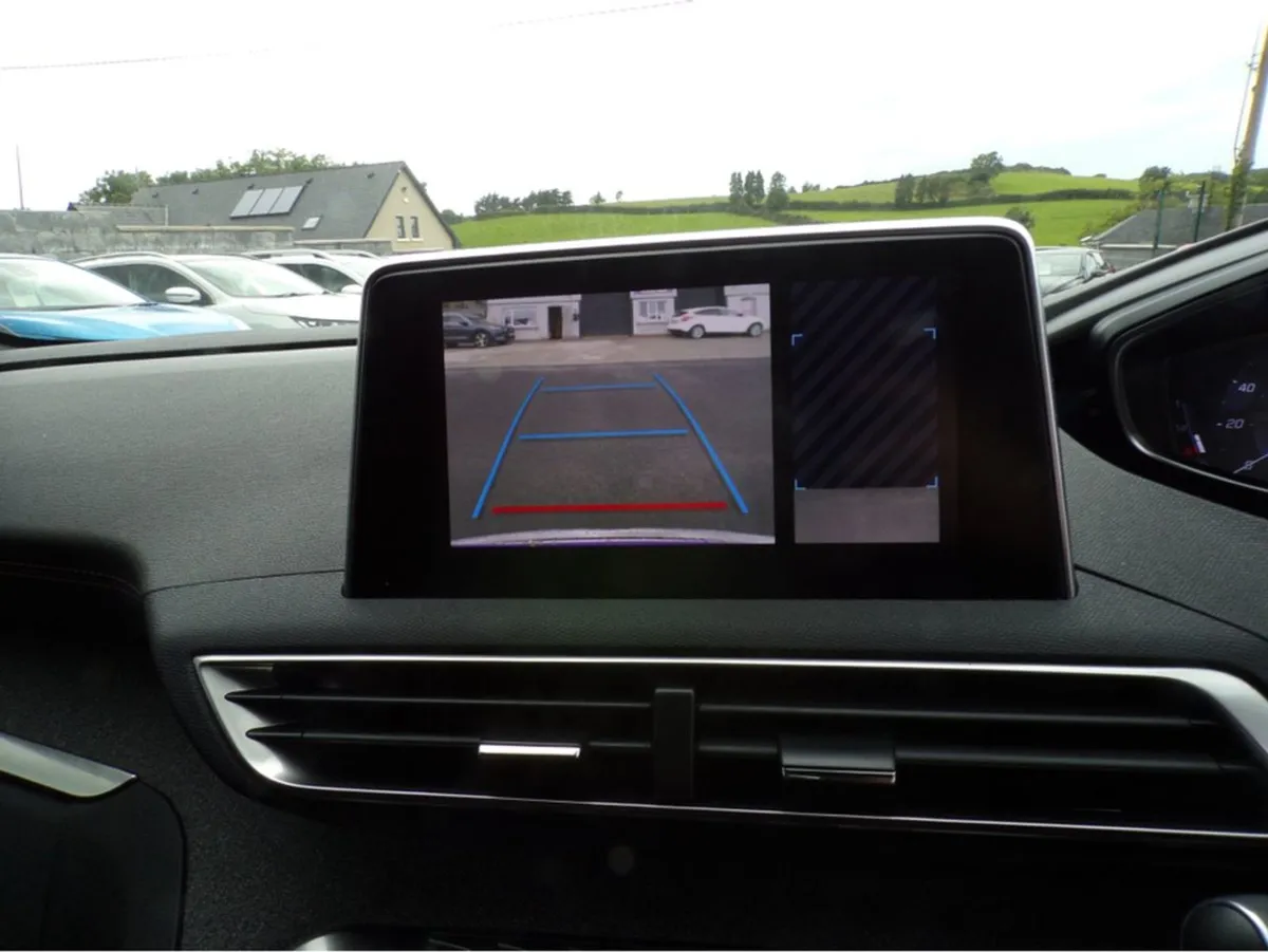 Peugeot 3008 GT Line Premium B-hd - Image 2