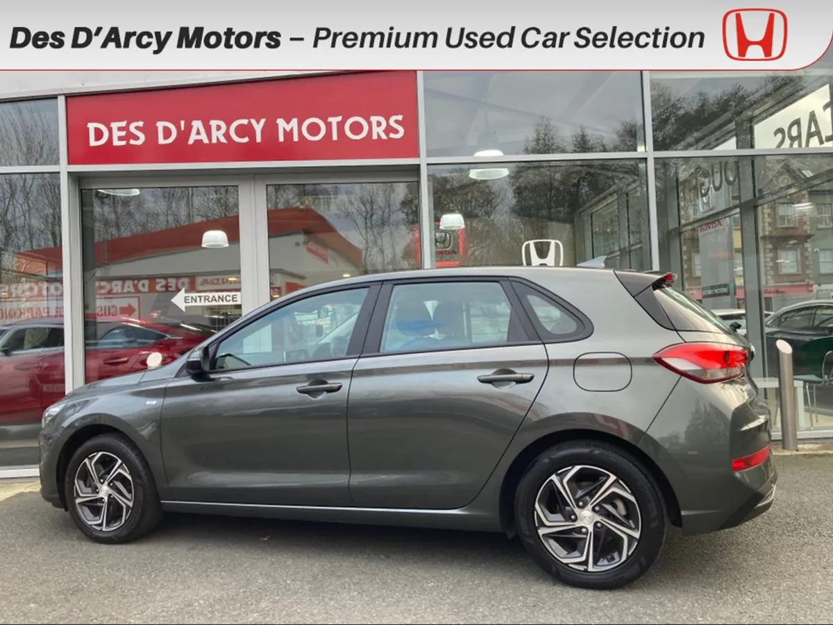 Hyundai i30 SE Connect Mild Hybrid Immaculate Con - Image 4