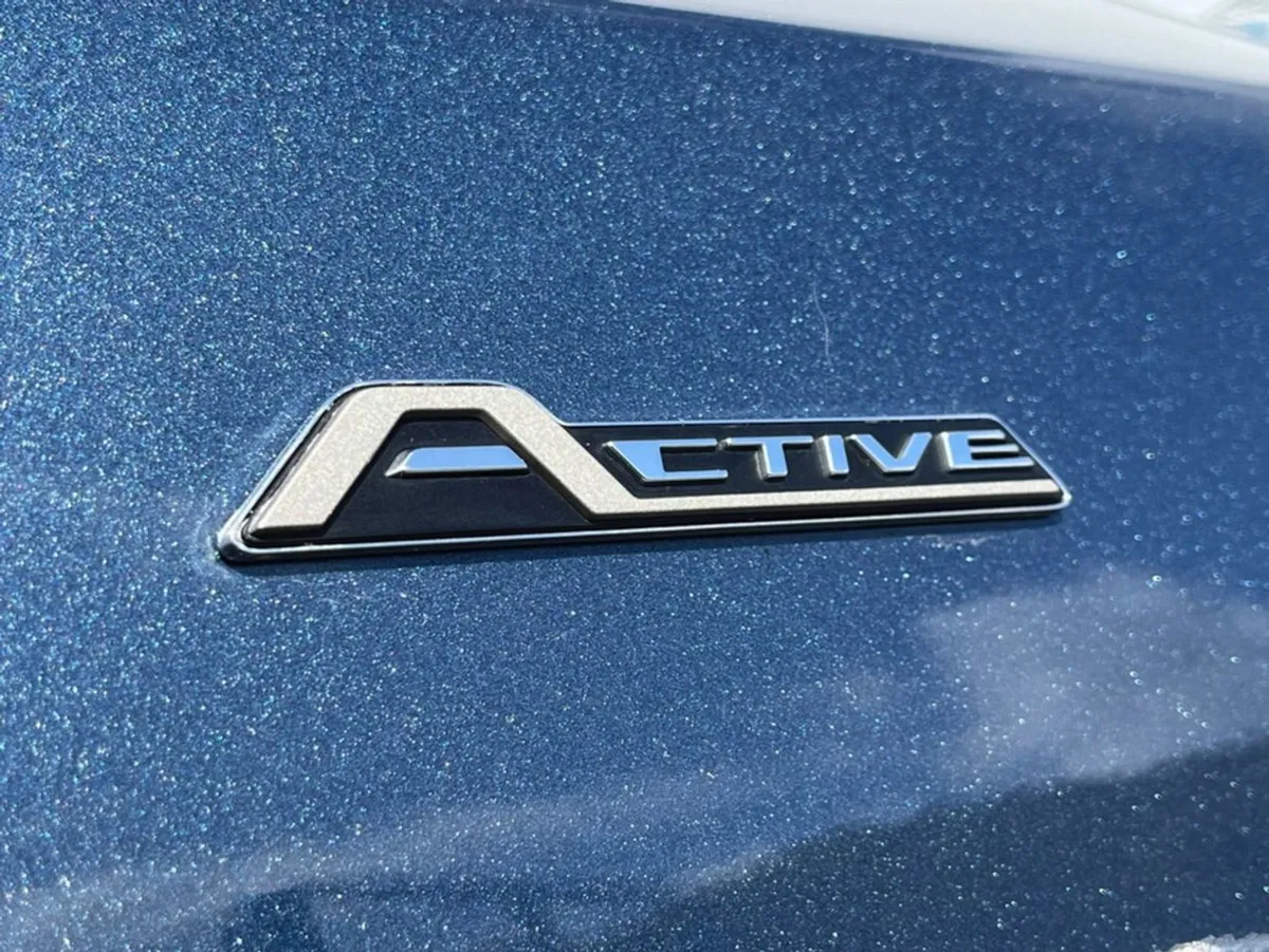 Ford Focus 1.5 D Active X Ecoblue 5DR - Image 4