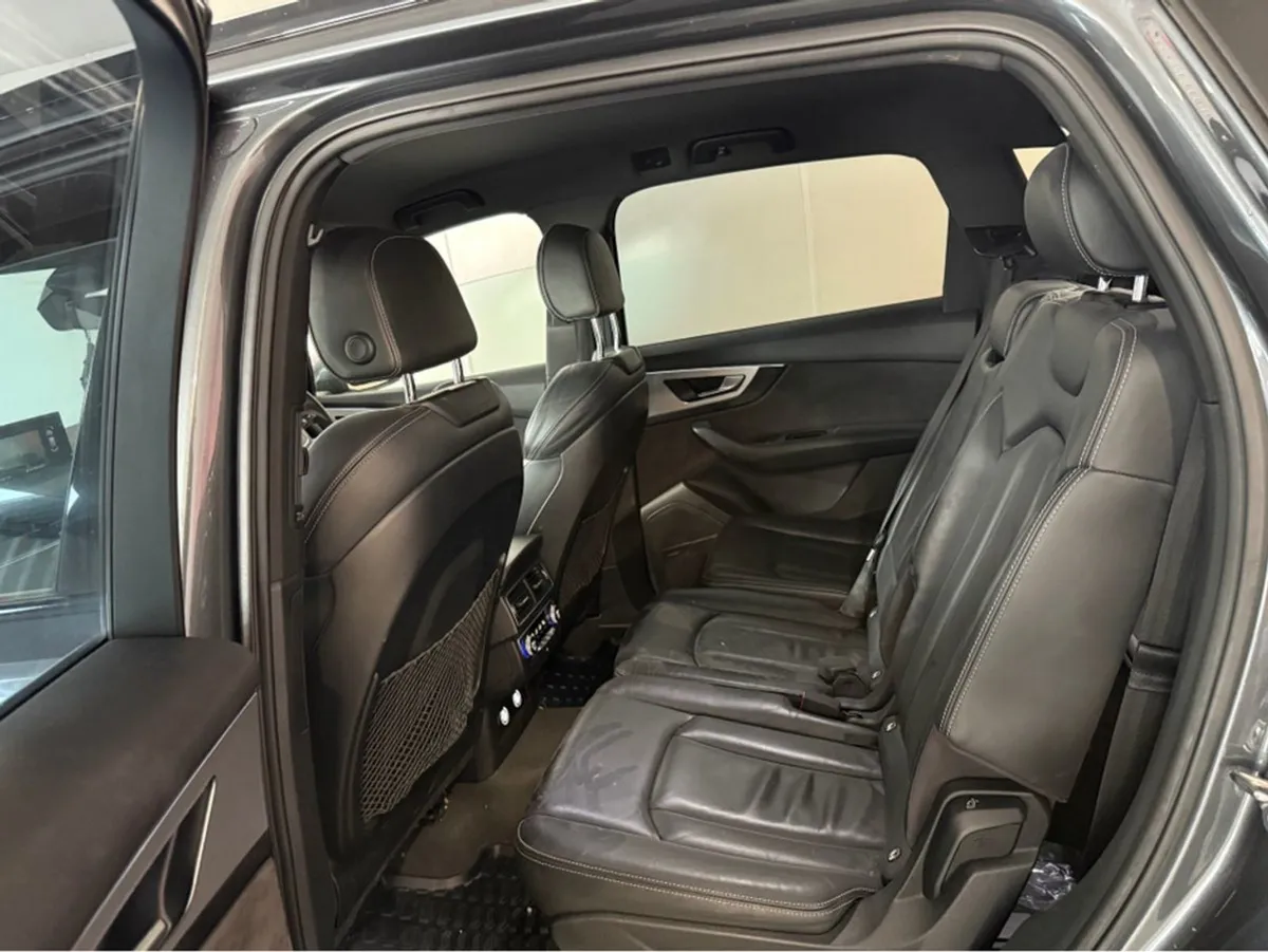 Audi Q7 3.0 TDI 218 Q TIP S Line 4DR A - Image 4