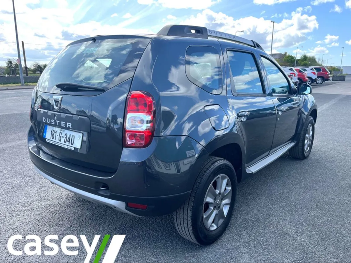 Dacia Duster Signature 1.5 DCI 110 4 4DR - Image 4