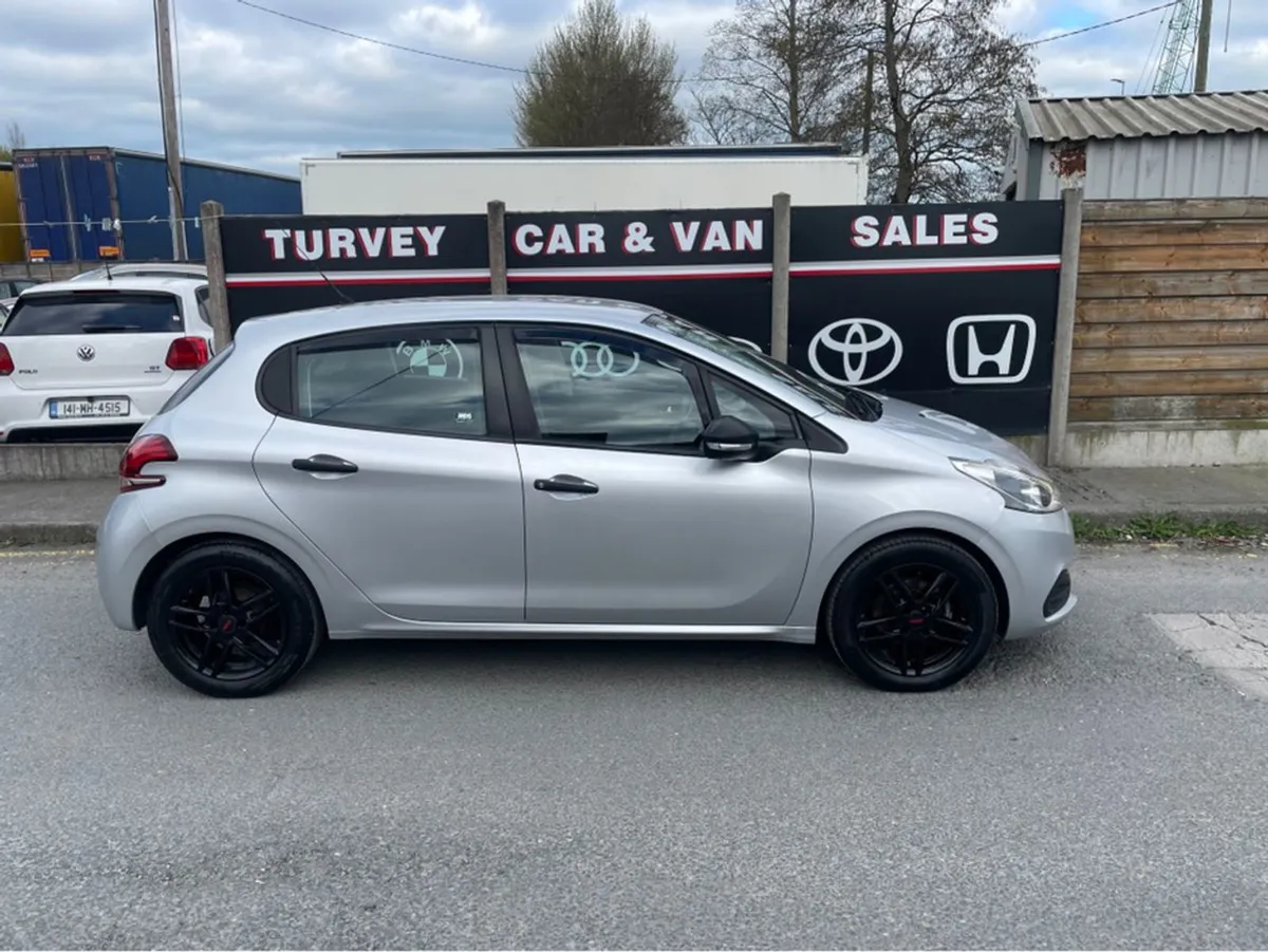 Peugeot 208 Access 1.2 4DR - Image 3