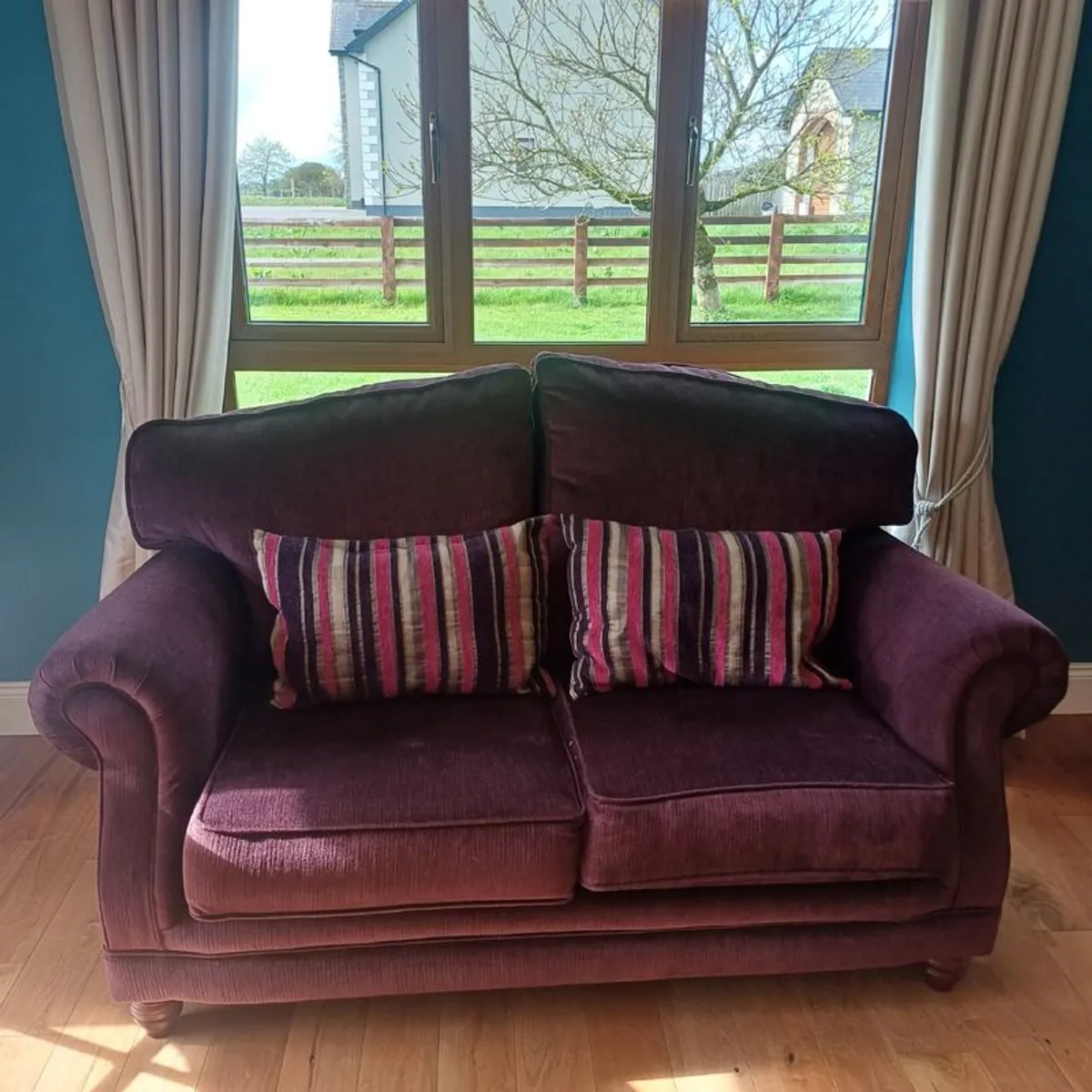 Queen Anne, 2 seater, 3 seater - Image 1