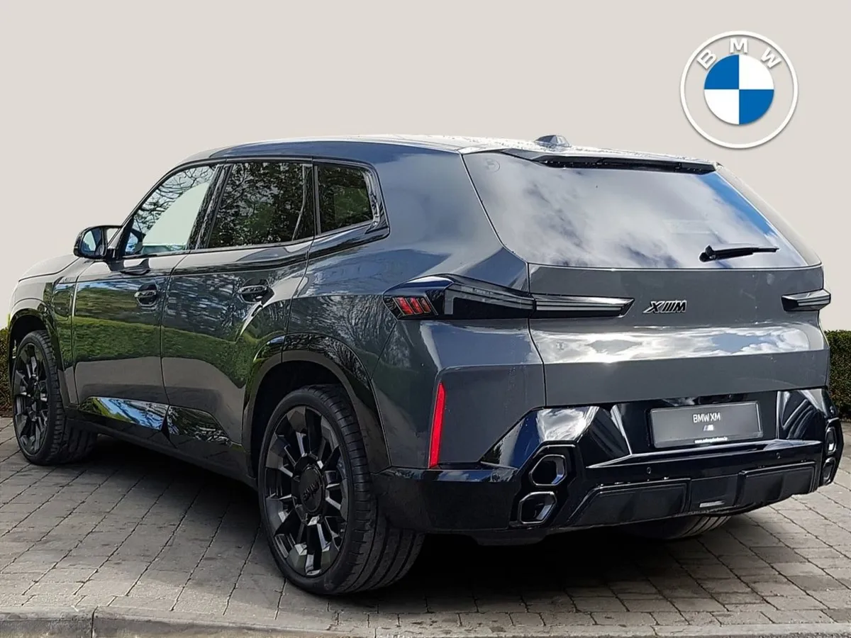 BMW XM Xdrive50e - Image 2