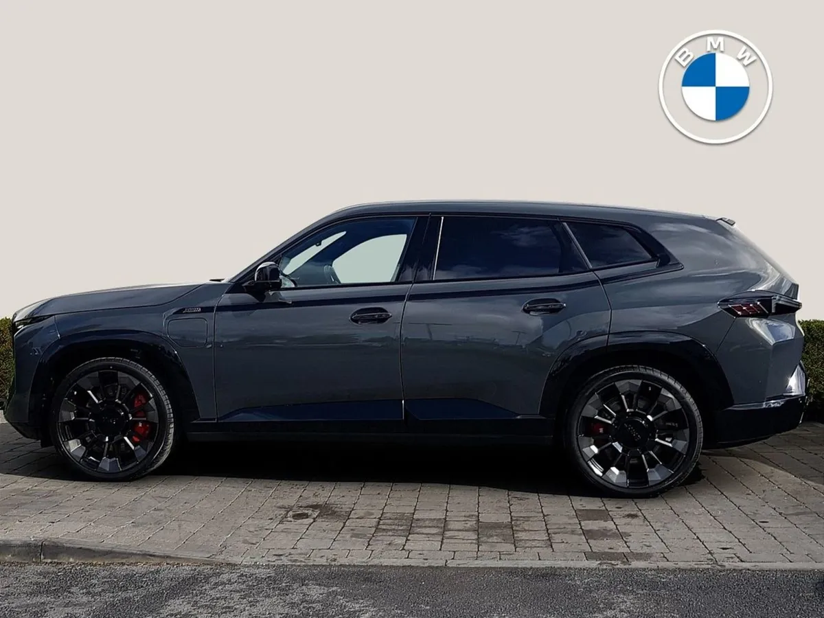 BMW XM Xdrive50e - Image 3