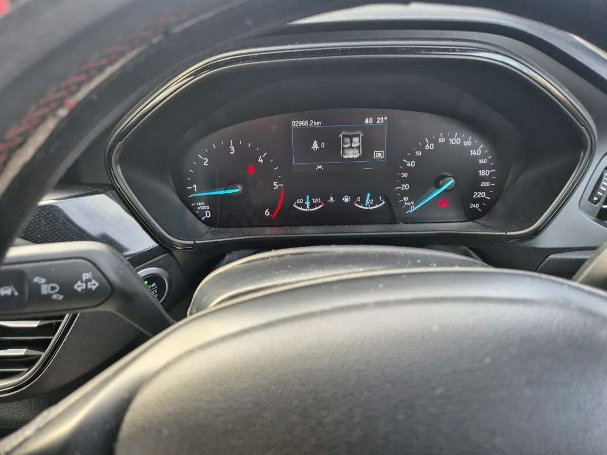 Ford Focus ST Line - Image 2