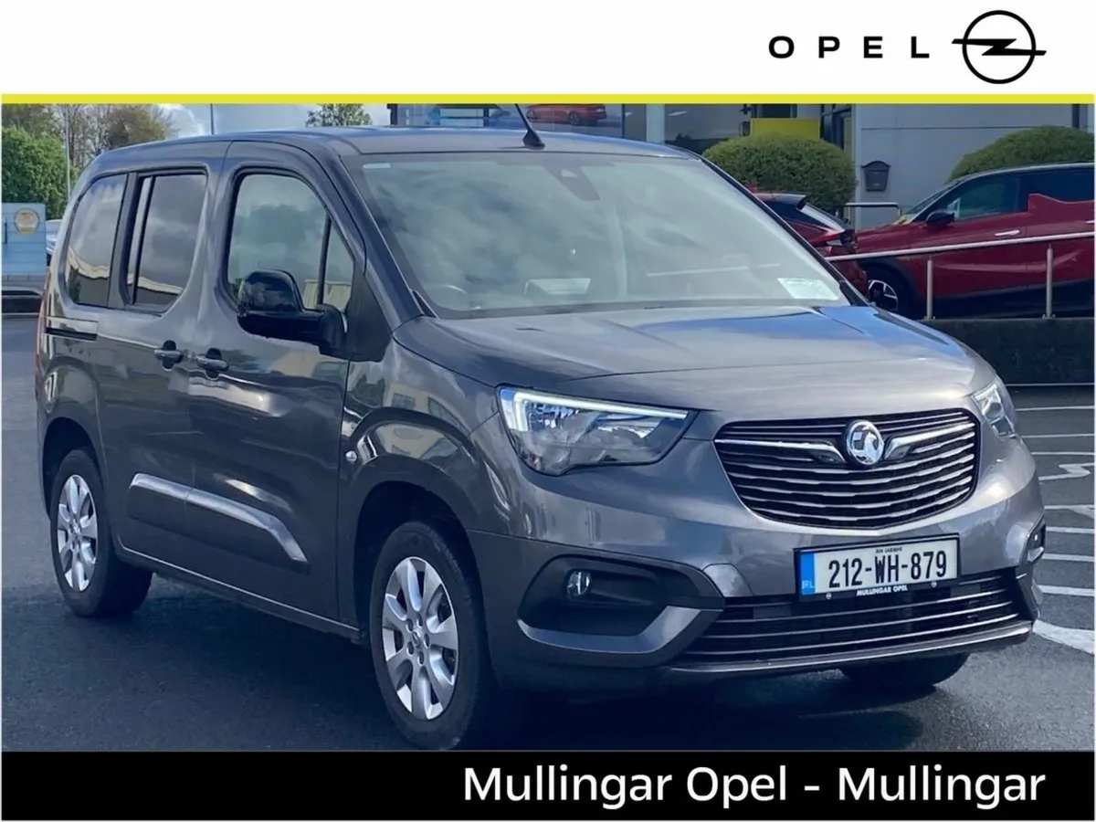 Vauxhall Combo Combo Life SE EV 50kwh Auto 7 Seat - Image 1