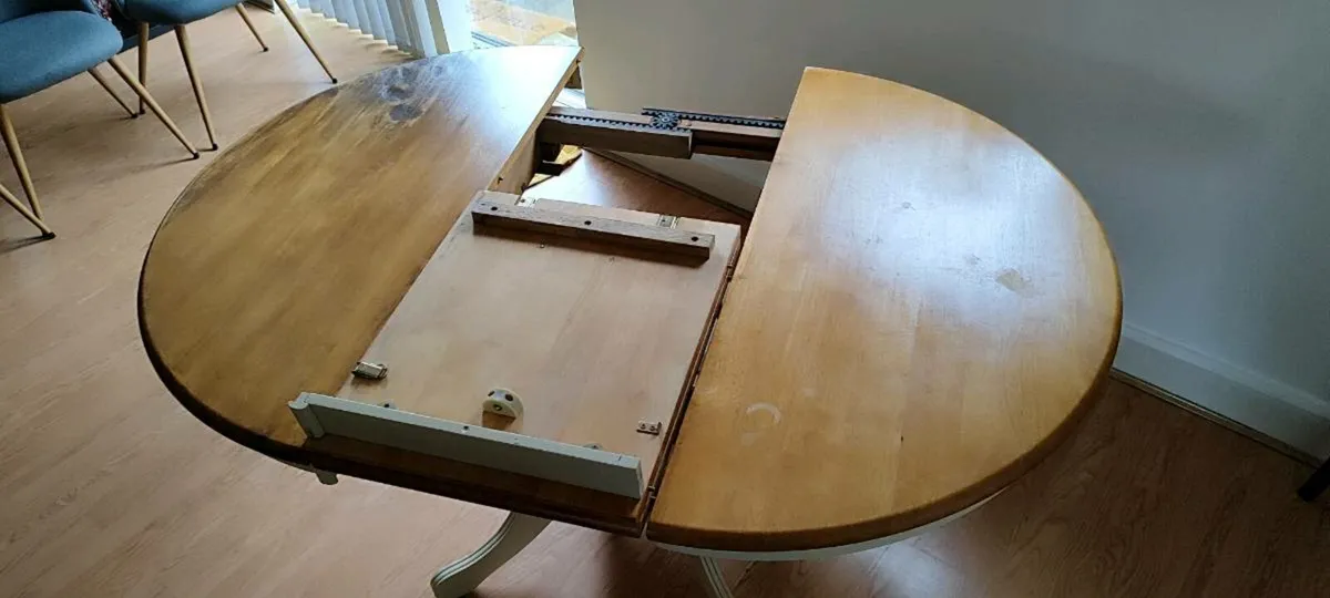 Wooden Table [FREE] - Image 2