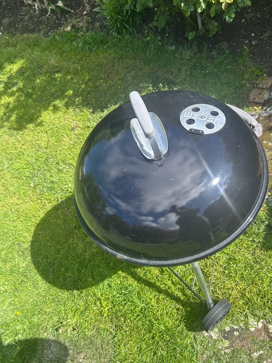 Weber BBQ - Image 1