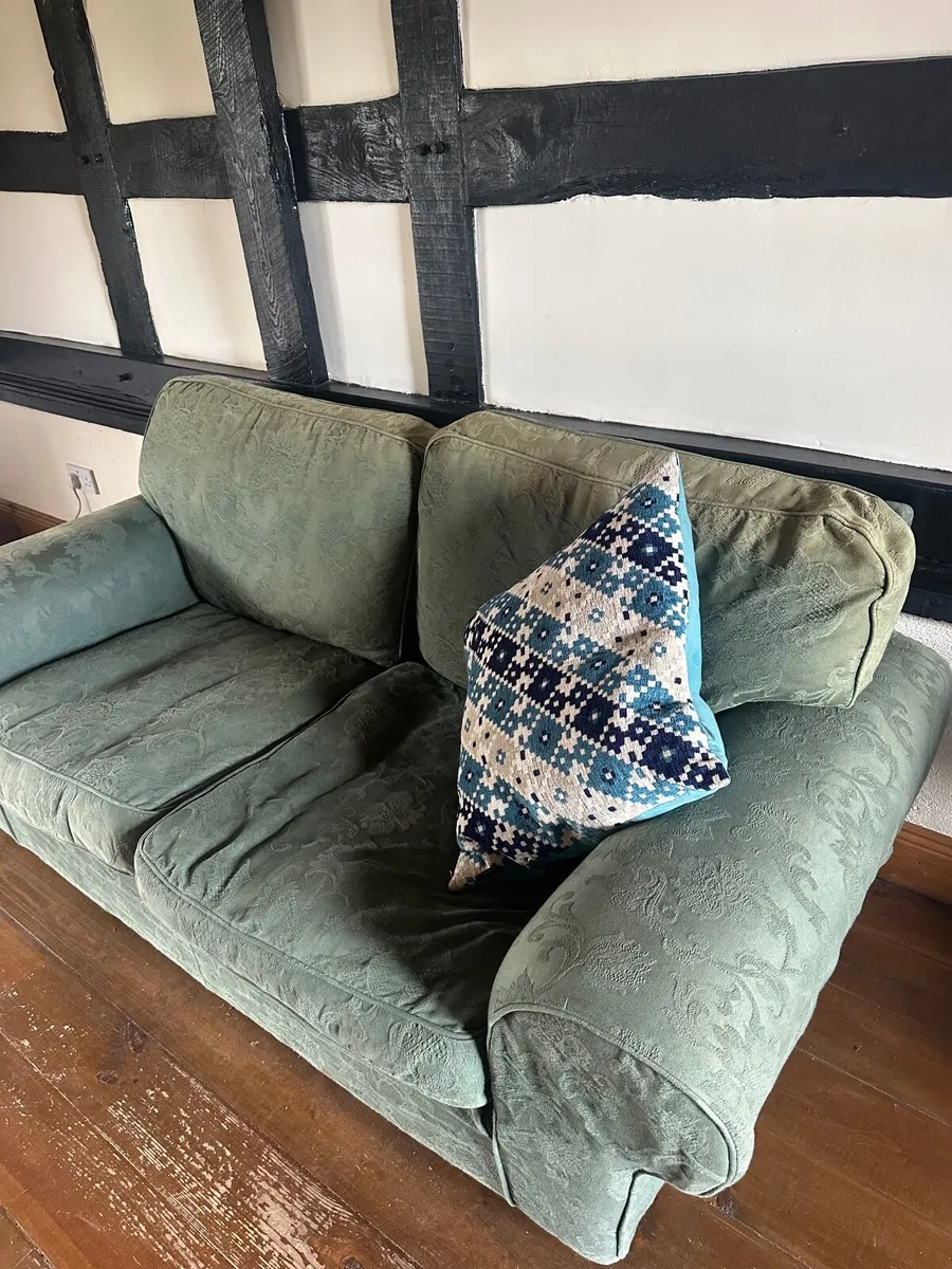 Set of 3 x Green couches- free to collect - Image 4