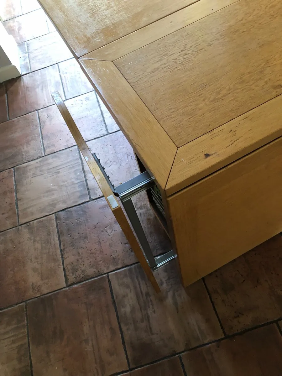 Drop leaf dining table - Image 4