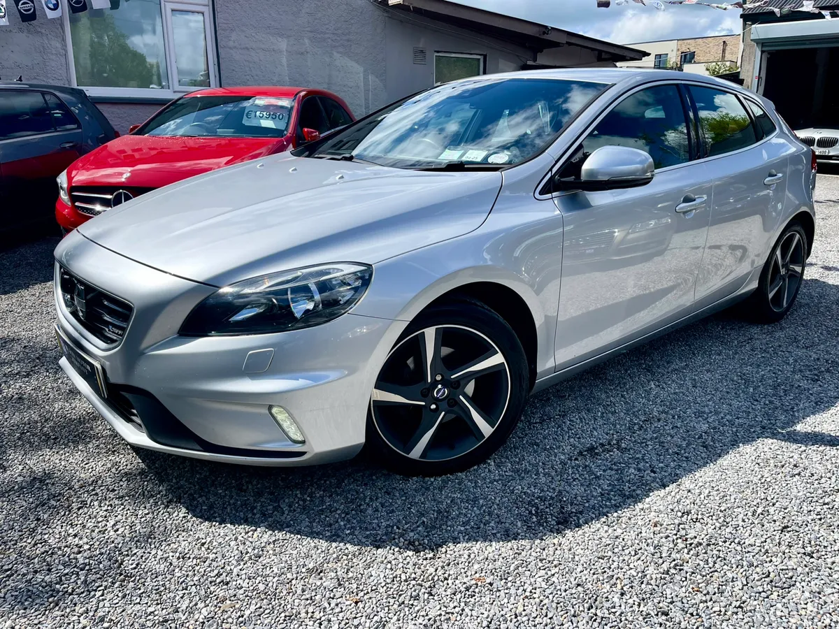 Volvo V40 1.5 R-Design (WARRANTY/NCT/TAX) - Image 2