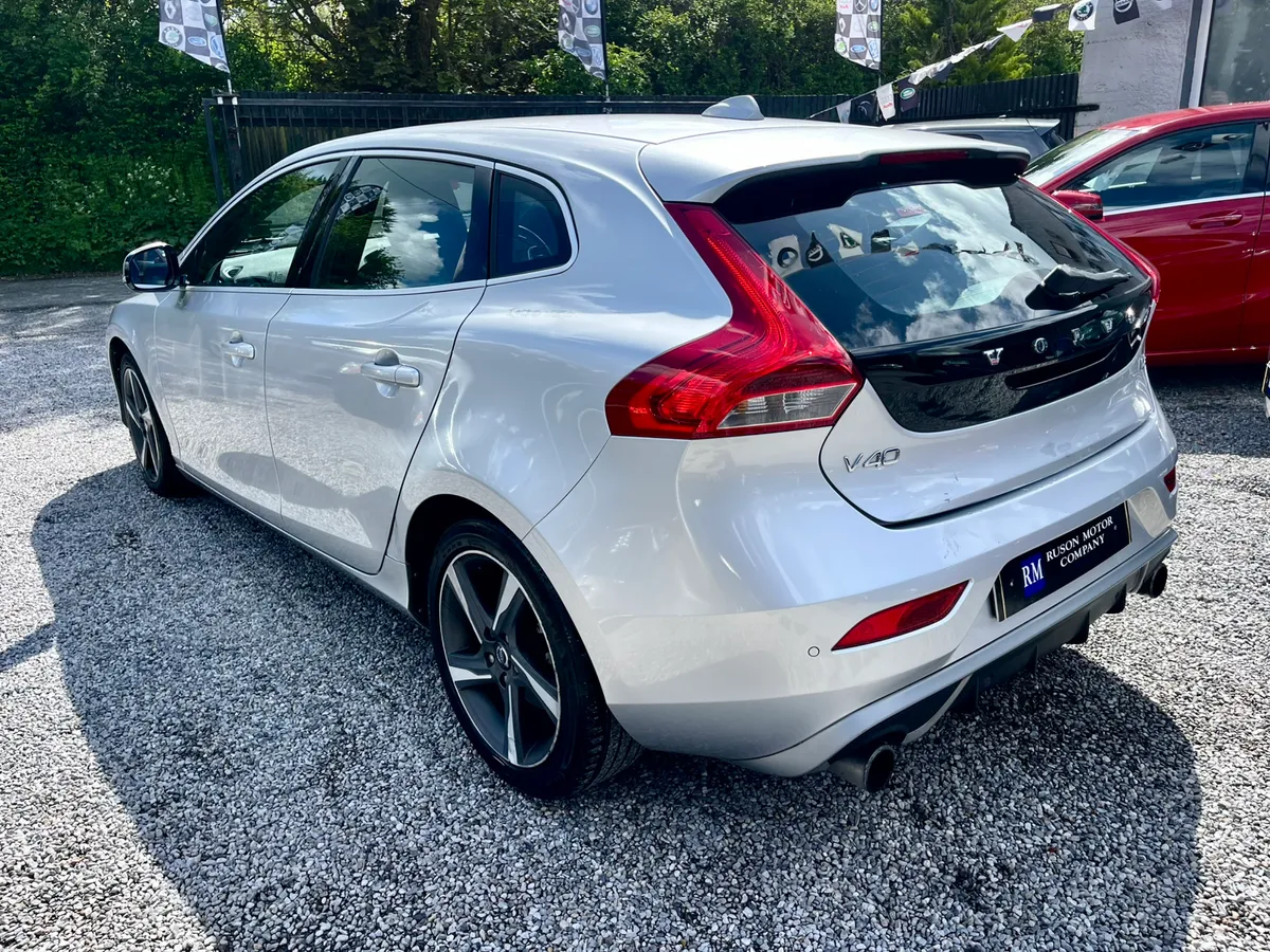 Volvo V40 1.5 R-Design (WARRANTY/NCT/TAX) - Image 3