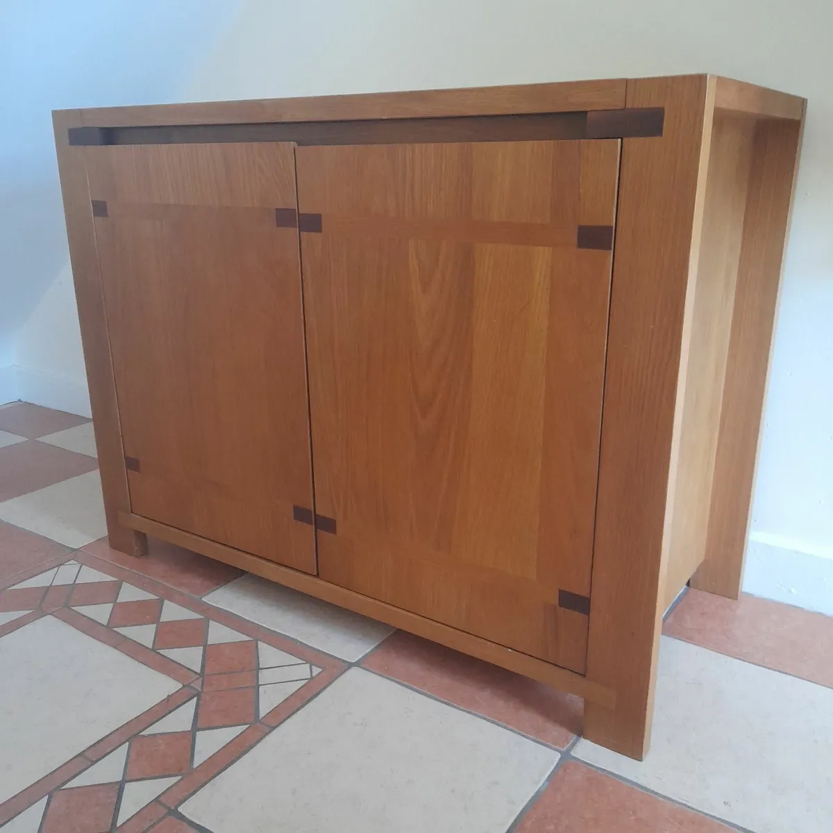 Cabinet - Image 2