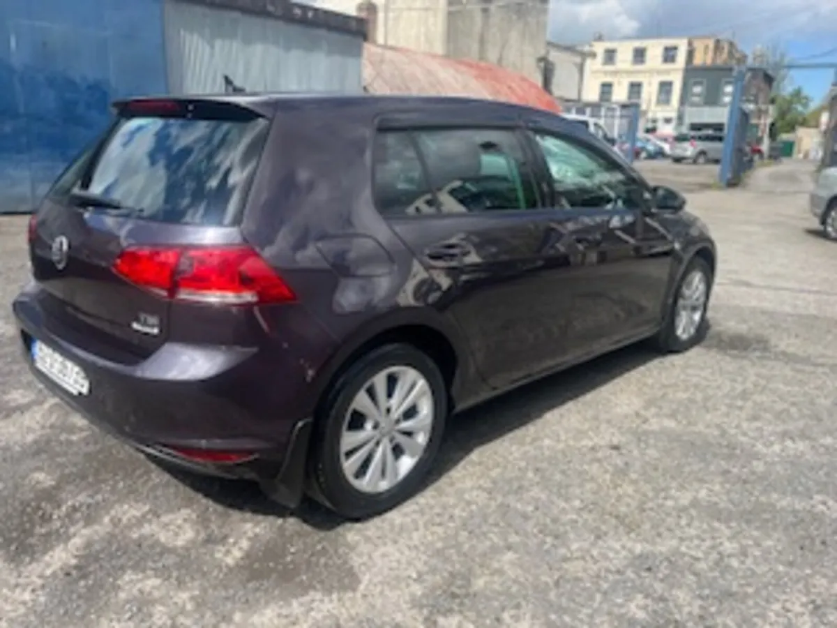 Volkswagen Golf  2015 SAT NAV, REVERSING CAMERA - Image 3