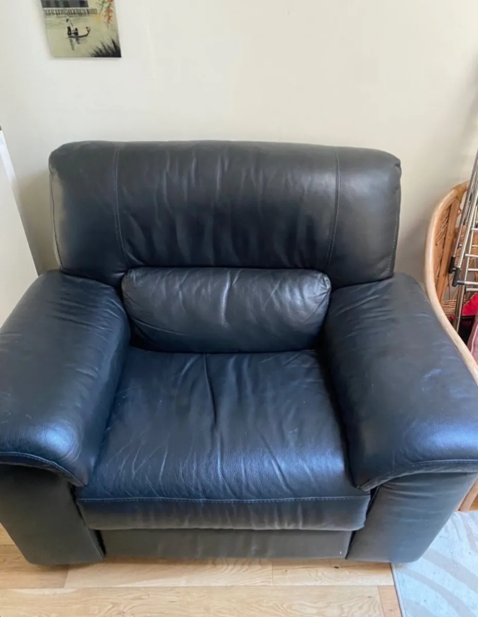 Arm chair - Image 3