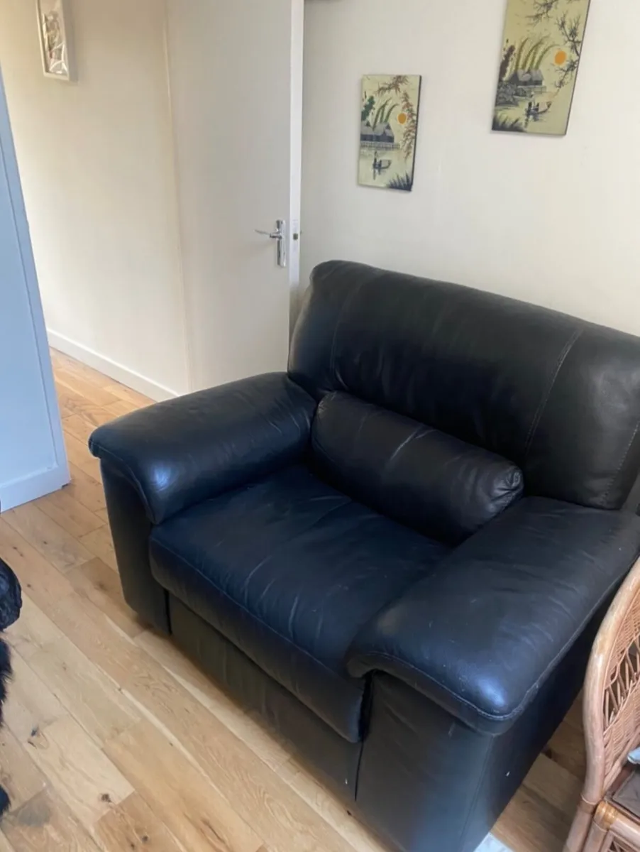 Arm chair - Image 4