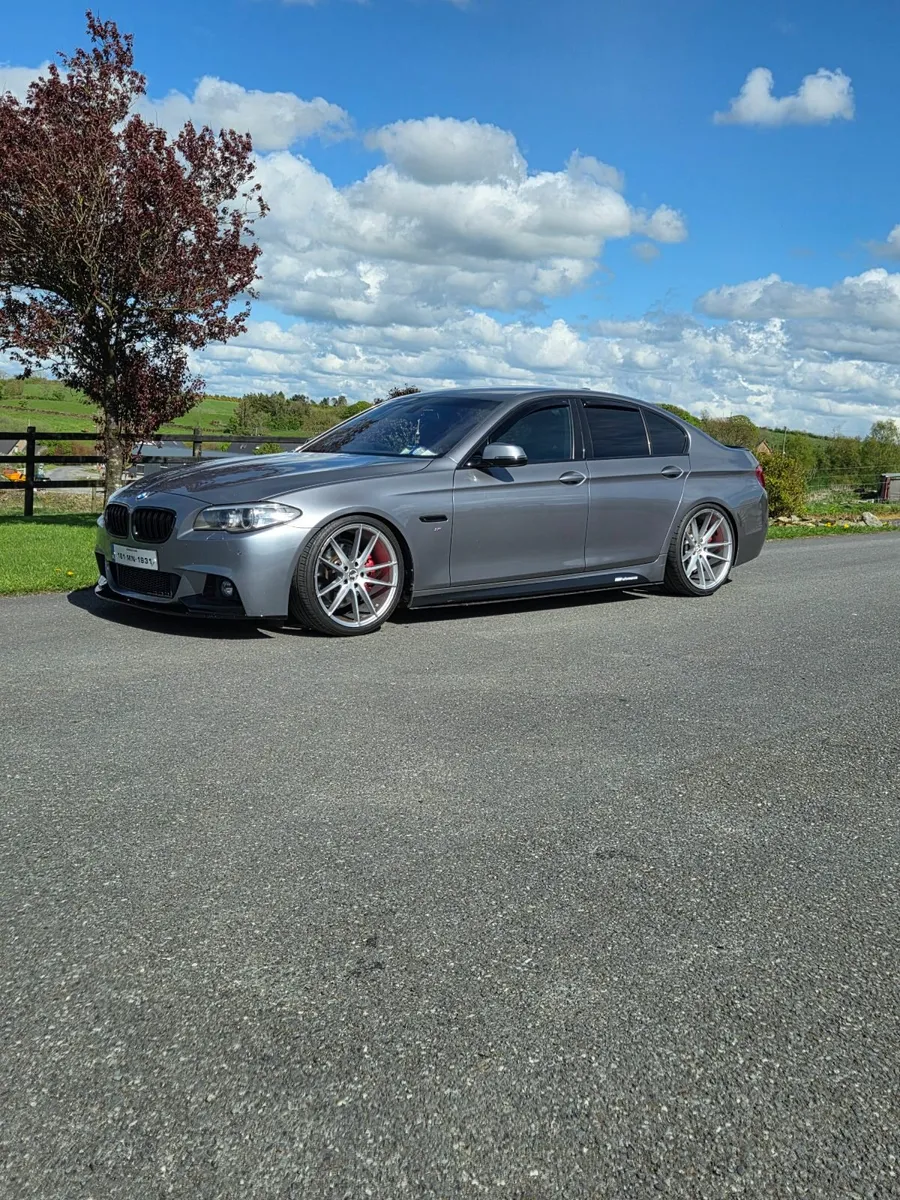 BMW 5-Series 2016 - Image 1