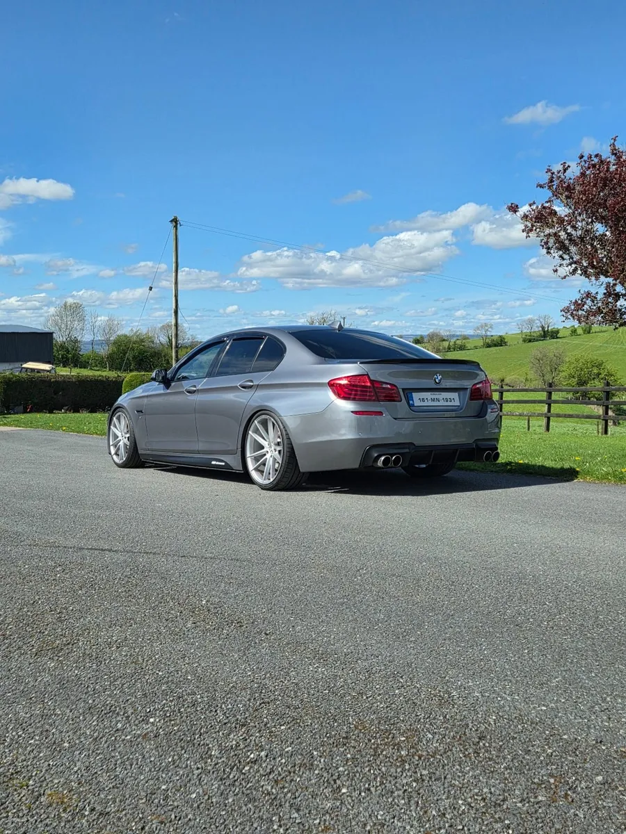 BMW 5-Series 2016 - Image 4