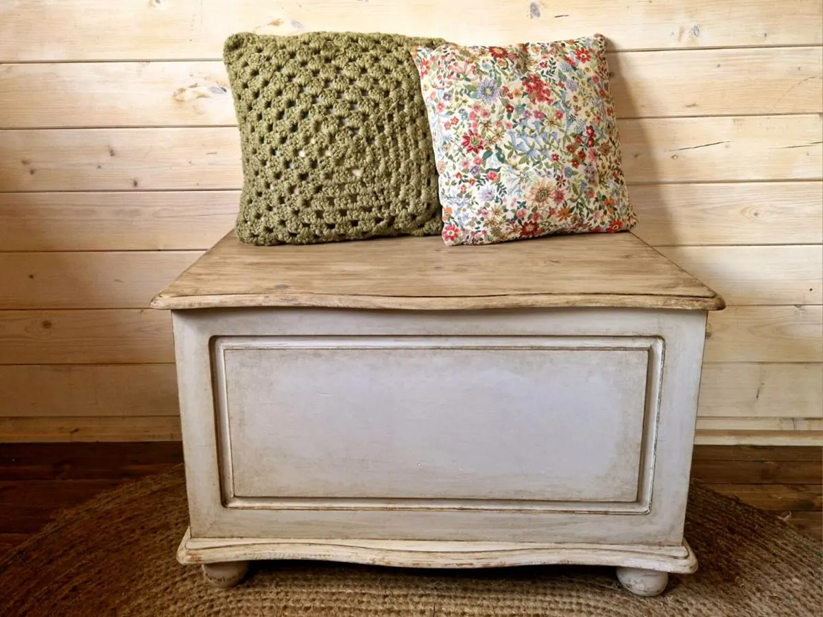 Blanket box - Image 2