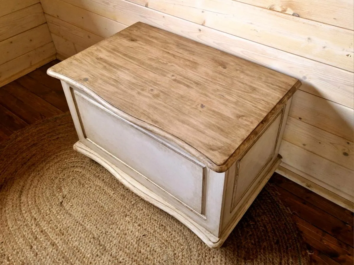 Blanket box - Image 4