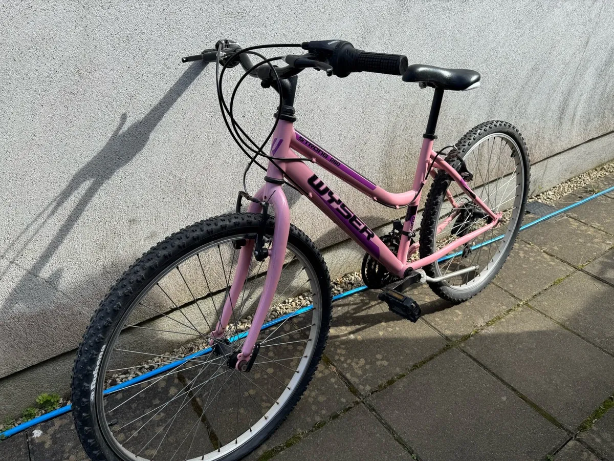 Girls bike - Image 4