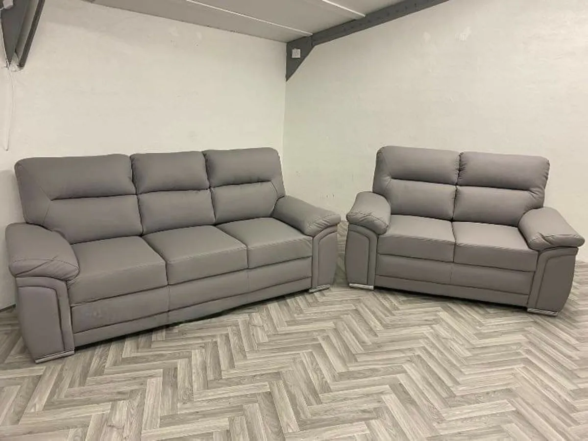 3+2 Bromley Gretal Leather Sofa Set - Image 2