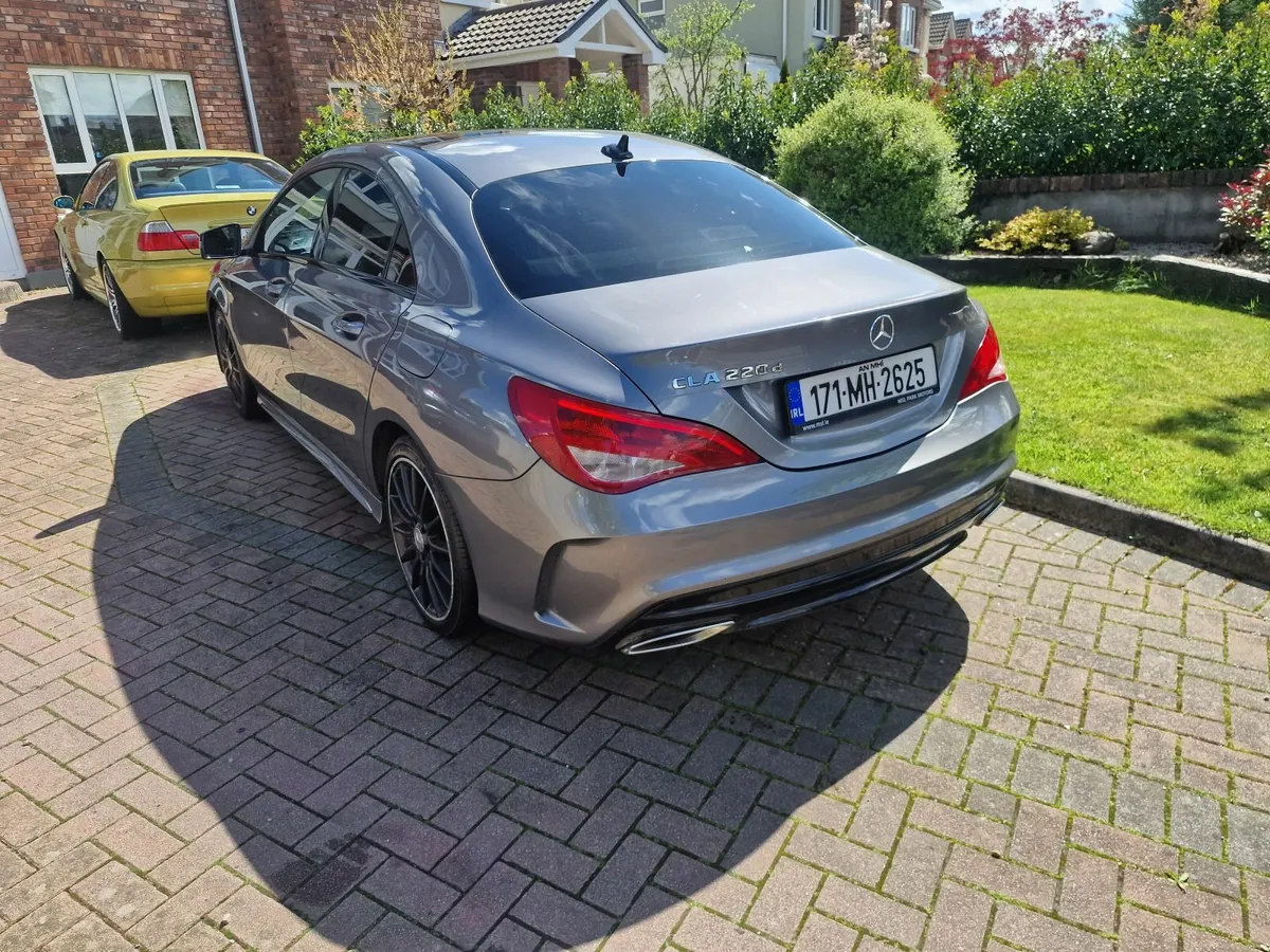 Mercedes-Benz CLA 2017 AMG Sport Diesel - Image 3