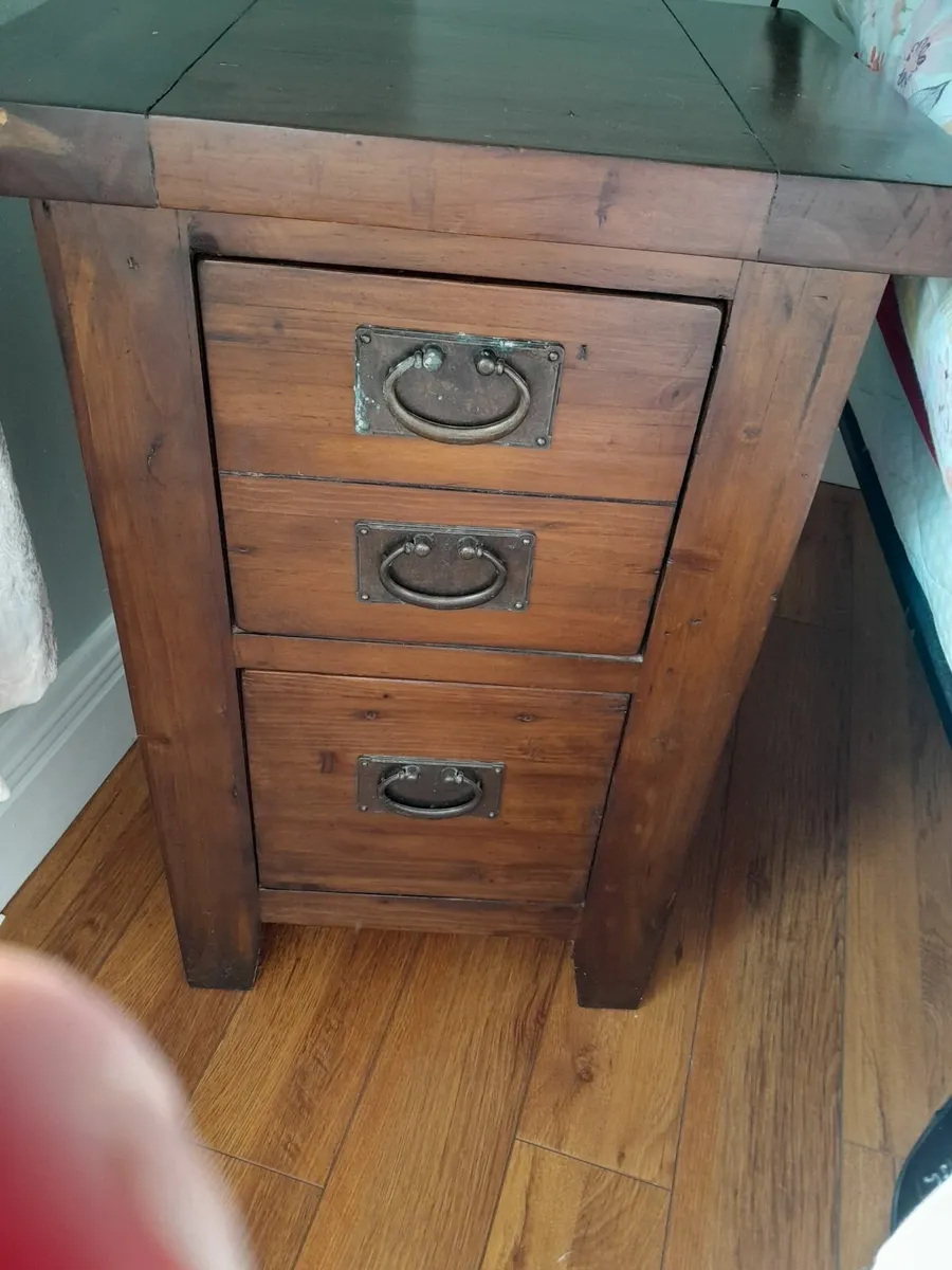 Bedroom set - Image 3