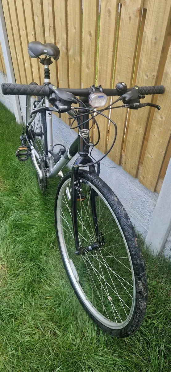 Dawes hybrid bike ( serviced ) ( delivery ) - Image 4