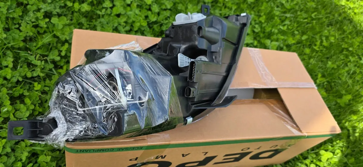 Headlight - Image 2