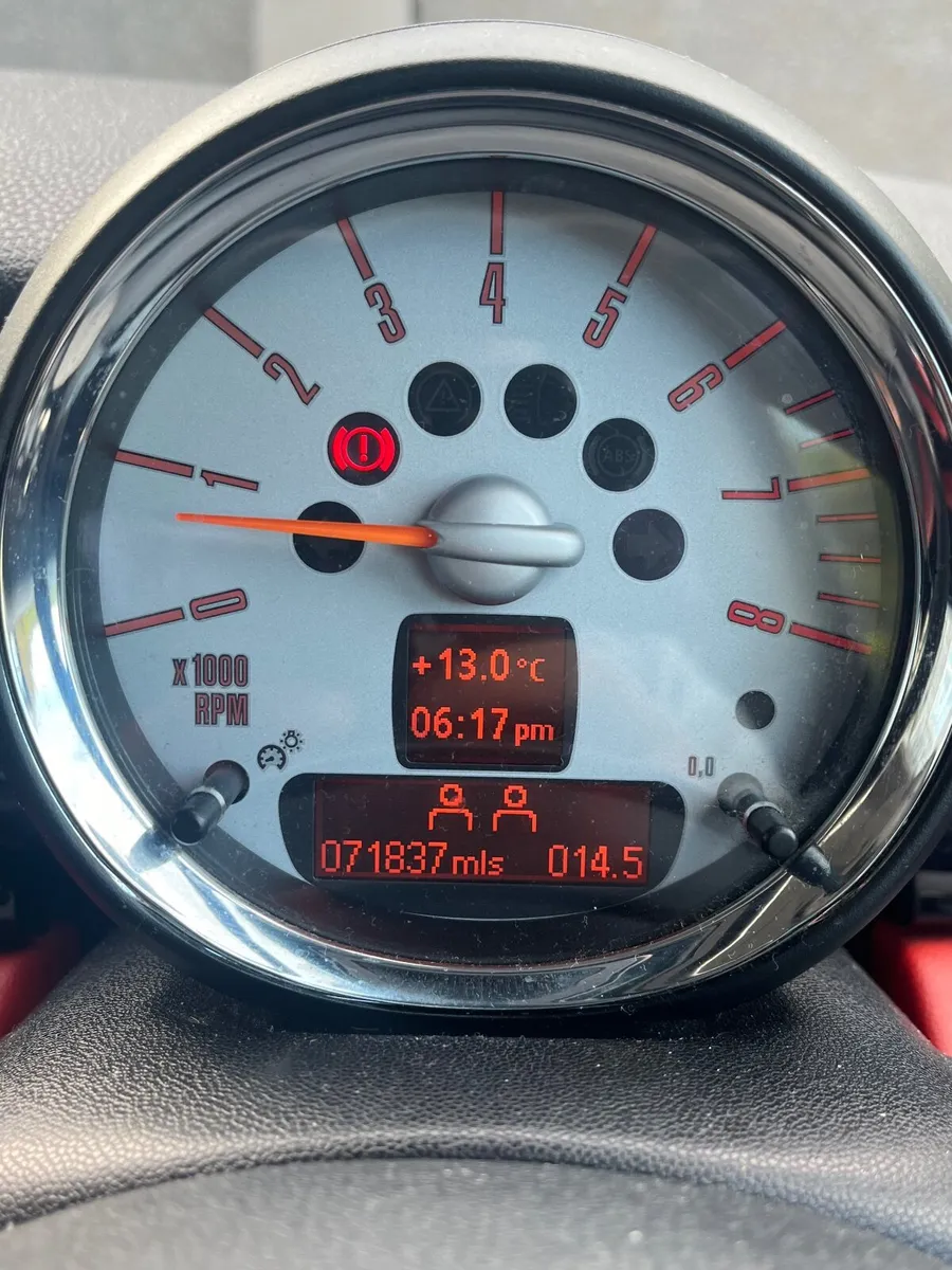Mini Cooper R56 Only 75k miles!!! - Image 3