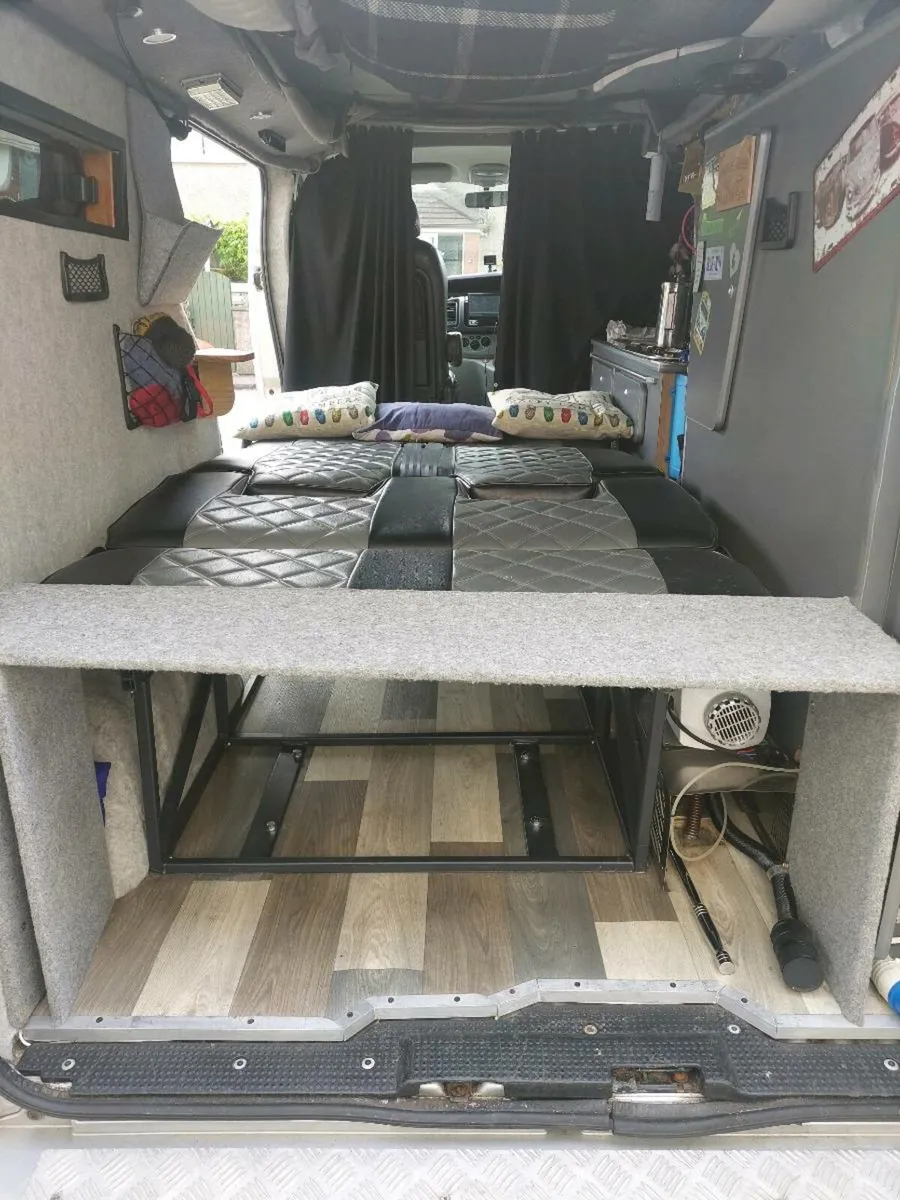 Campervan - Image 4