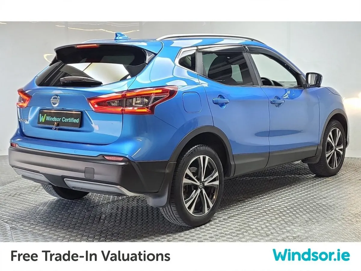 Nissan QASHQAI 1.2 PET SV Premium - Image 3