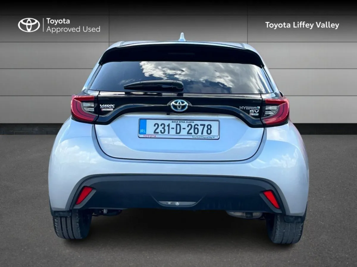 Toyota Yaris 1.5 Litre Hybrid - Image 4