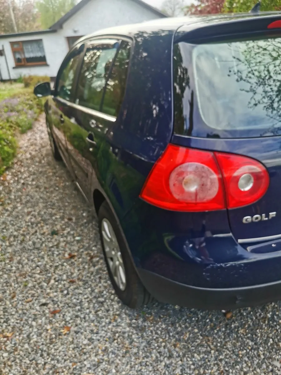 Volkswagen Golf 2008 - Image 2