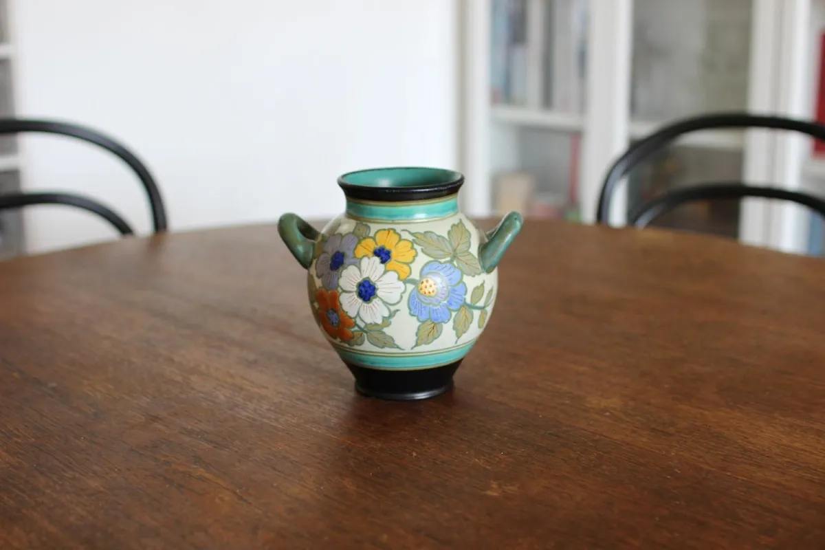 Vintage Dutch Vase - Image 2