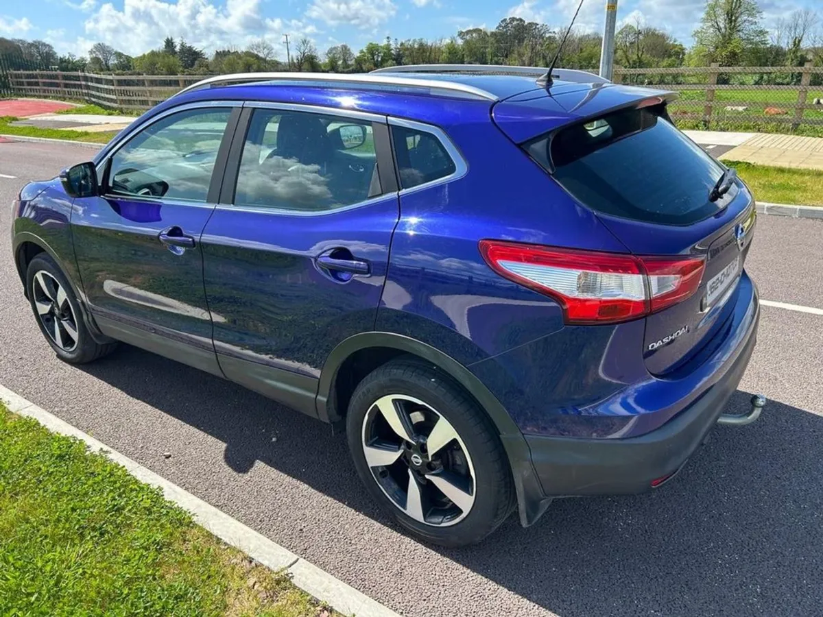 Nissan QASHQAI Premium Spec 1.5d Immaculate Condi - Image 2