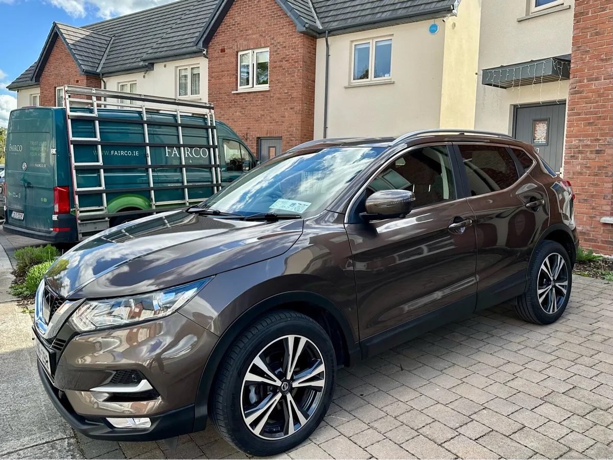 Nissan Qashqai Low mileage! 2 years NCT - Image 2