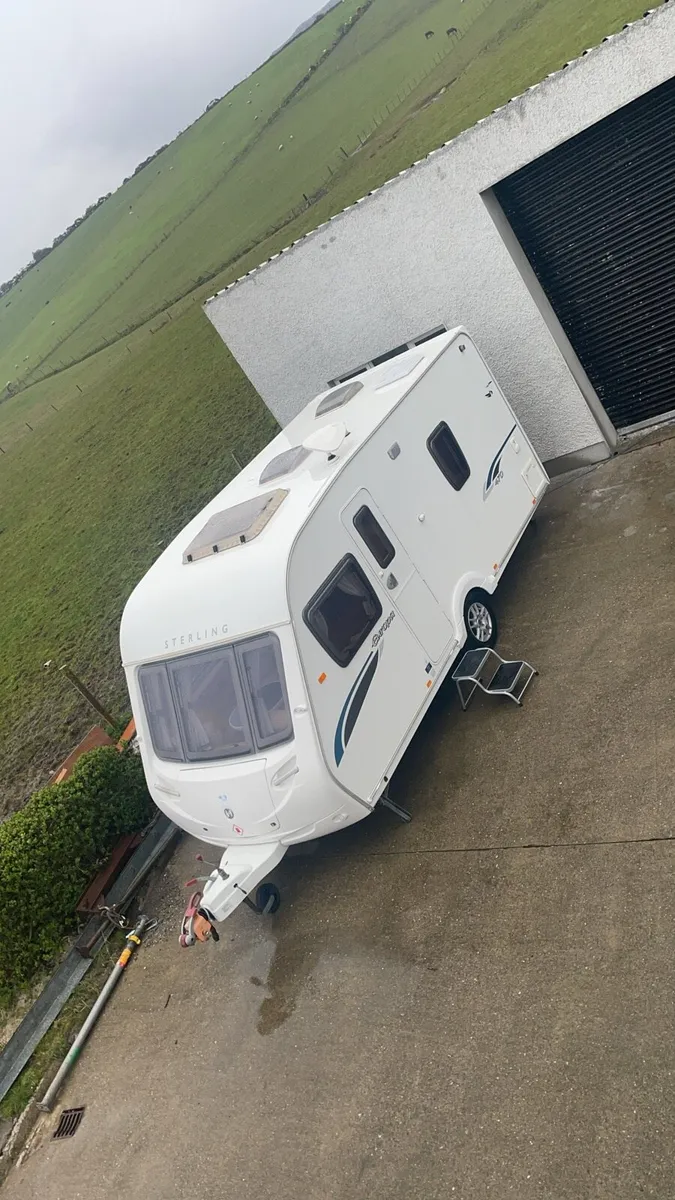 Caravan - Image 1