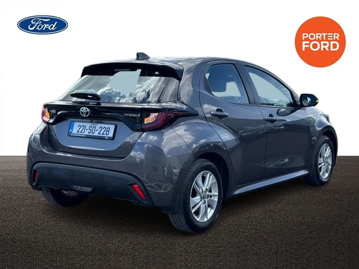 Toyota Yaris 1.5 Hybrid 5Dr Luna - Image 3