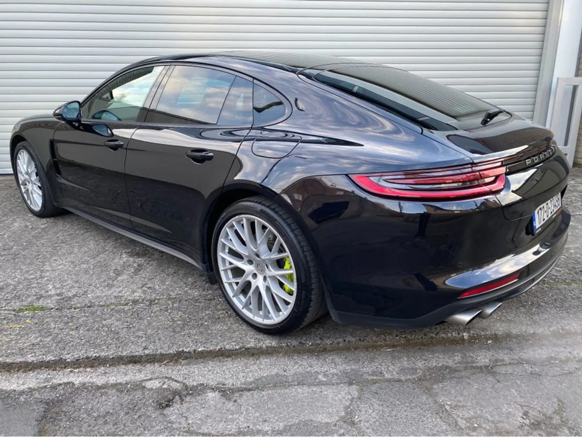 Porsche Panamera 4 E-hybrid  waltons Garage Ranel - Image 2
